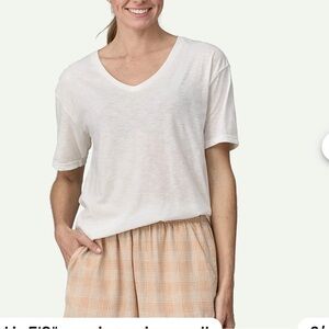 Patagonia Size XS Linen Blend Mount Airy Tee Colour Natural